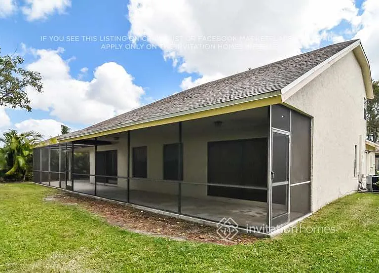 5215 NW 51st Ct — Photo 15