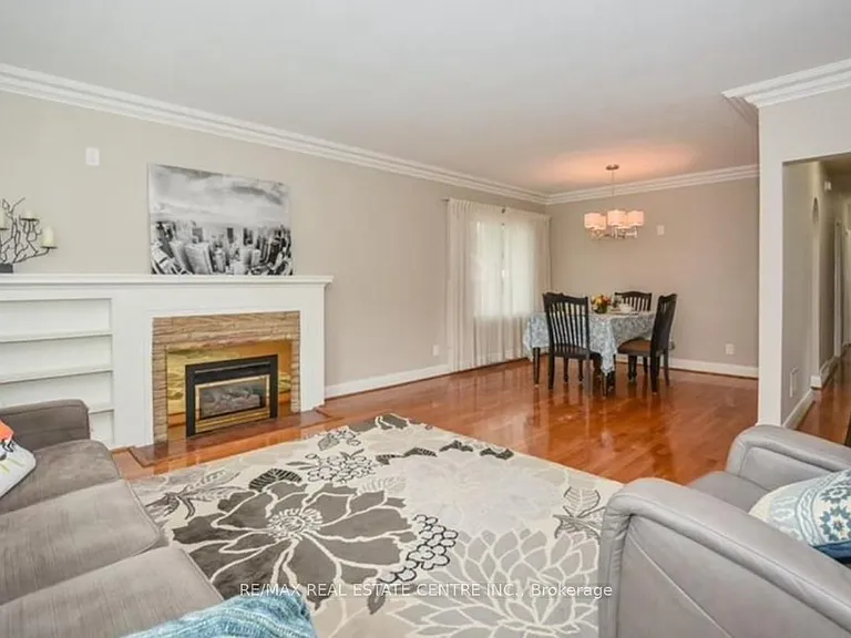 37 McKenzie Ave #MAIN — Photo 10