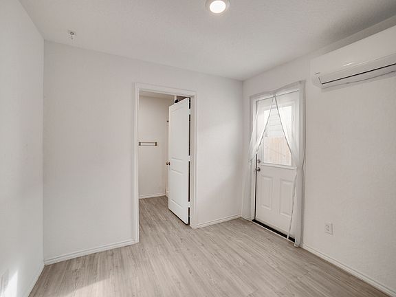 5th image of 4247 Thalweg Way