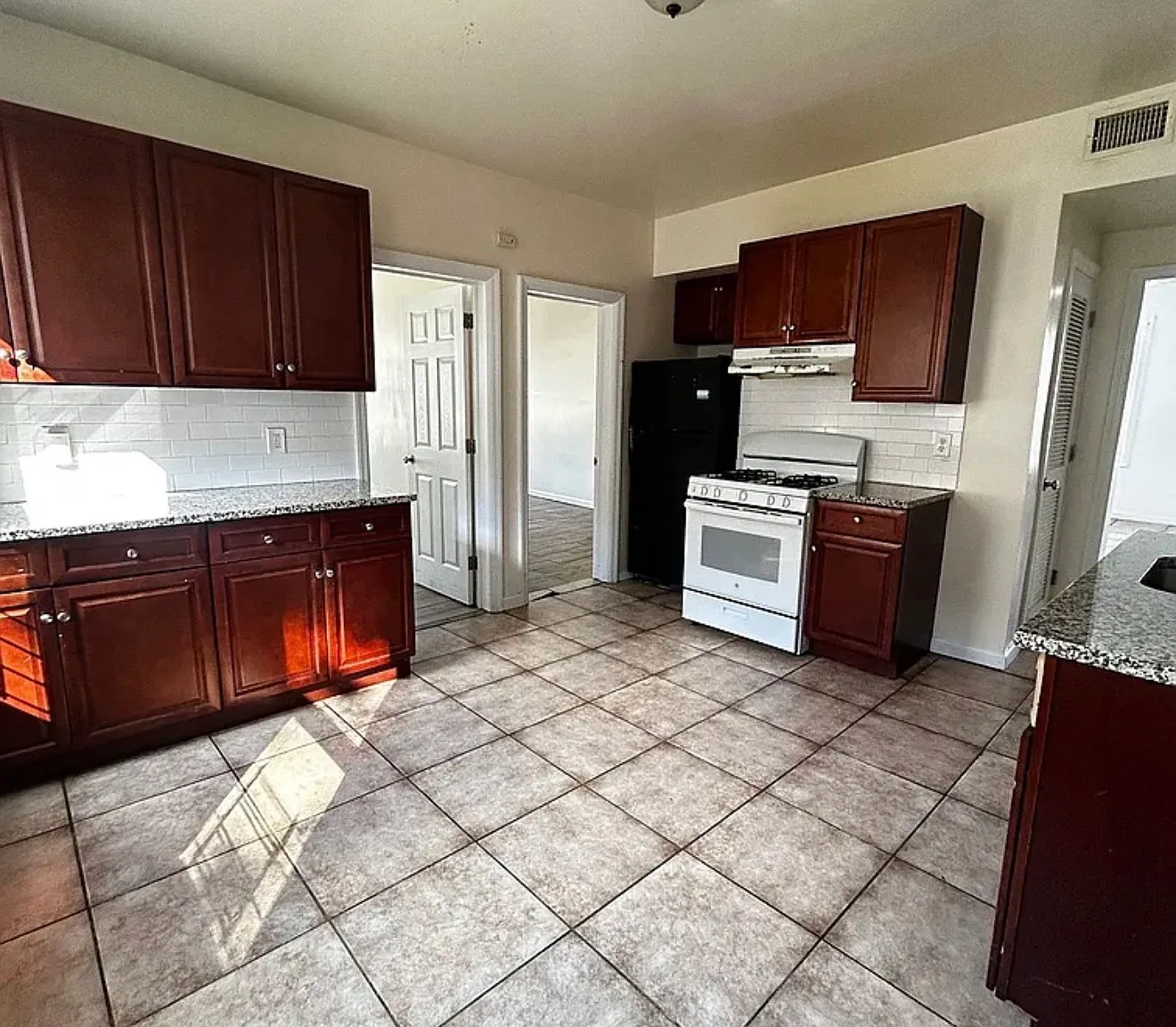 2 bed, $1,850 — Photo 1