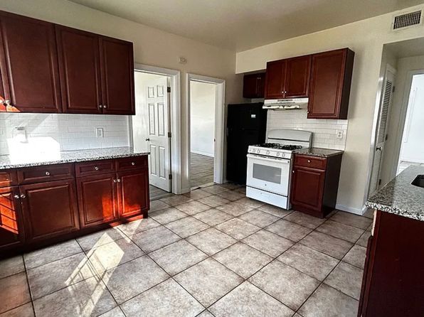 352-354 10th Ave
