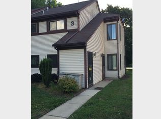 302 Jacob Ct, Dayton, NJ 08810