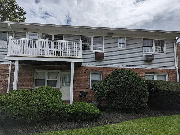 144 Hemlock Dr #144 — Photo 7