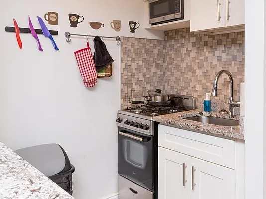 Rented by Green Leaf Management, LLC | media 2