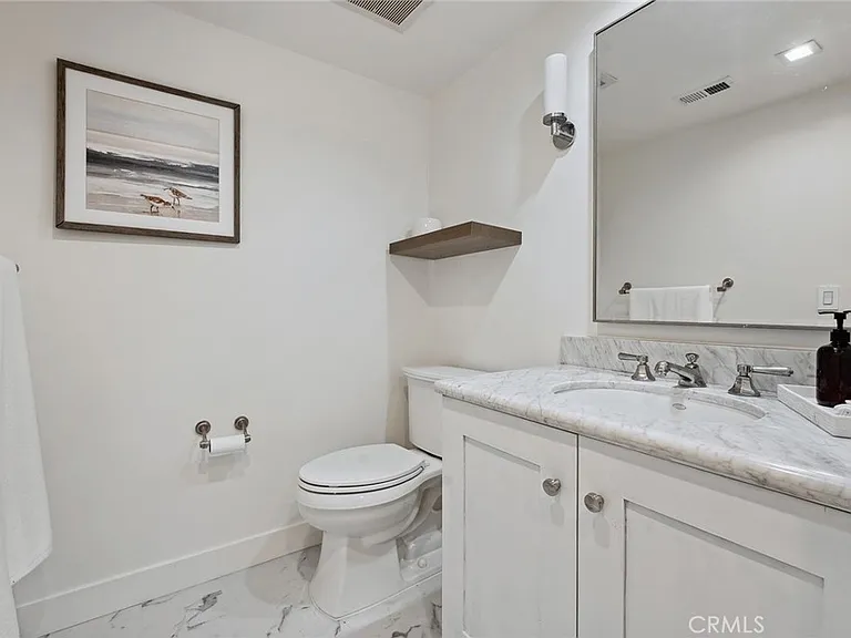 4372 Park Vicente — Photo 20