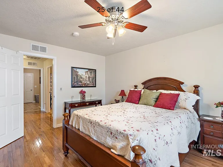 4360 Alderstone St — Photo 5