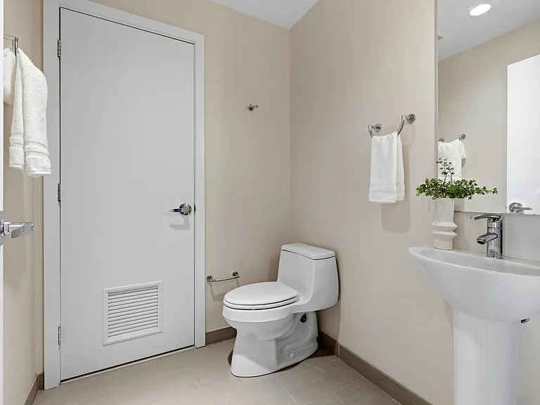 110 Stuart St #18H — Photo 20