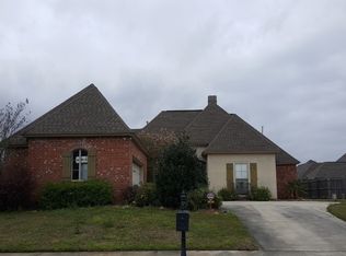 30977 Concord Dr, Walker, LA 70785