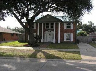 2222 Leon C Simon Dr, New Orleans, LA 70122