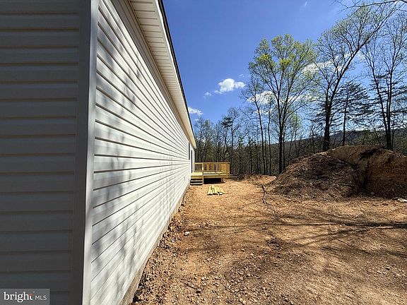 4th image of 4 Jenkins Rd