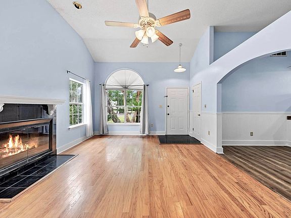 2nd image of 2417 Willow Bend Blvd