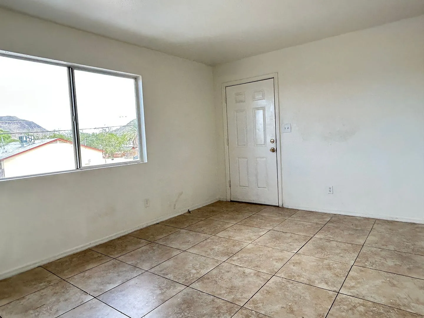 2 Bedroom 1 Bath Phoenix treasure — Photo 4