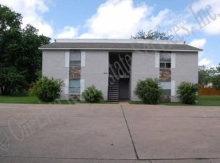 1526 Pine Ridge Dr #A-D, College Station, TX 77840