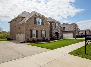 231 Whitestone Ln #86, Gallatin, TN 37066