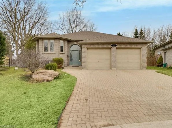 12 Jo Whitney Ct, Brantford, ON N3T 6N9