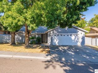 140 Washington St, Red Bluff, CA 96080