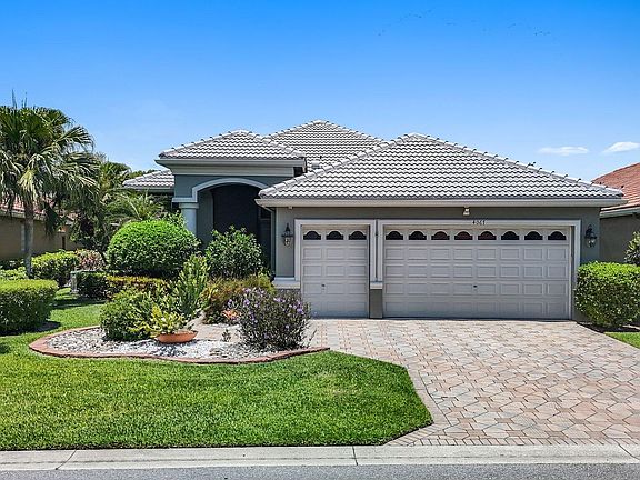 2nd image of 4067 Laurel Estates Way