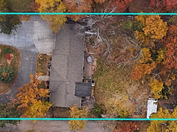 3921 Williston Rd, Minnetonka, MN 55345