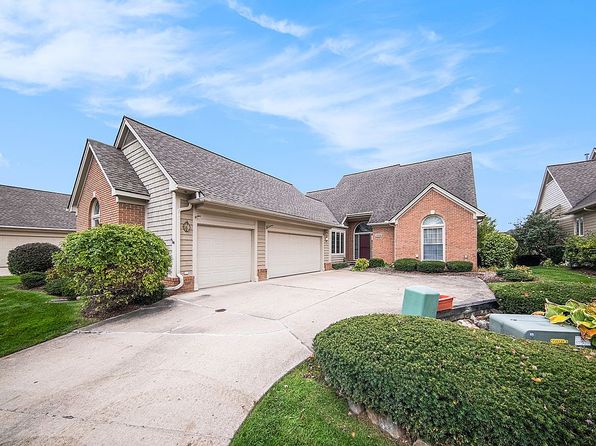 1989 Stonebridge Dr N