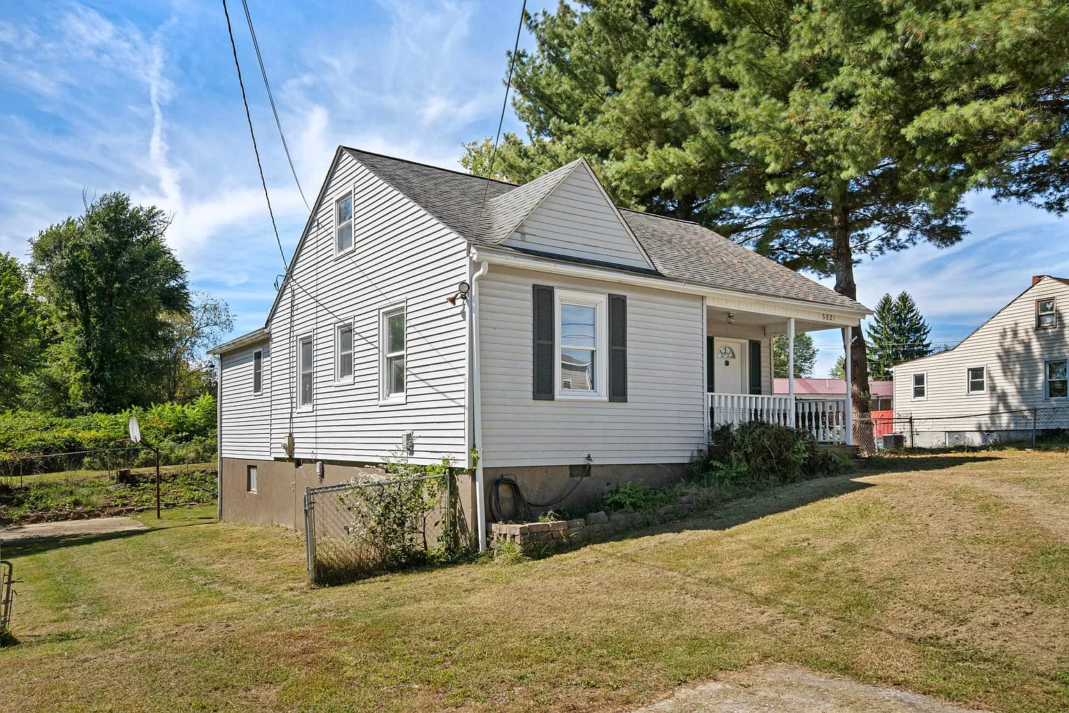 6821 Pulaski Ave photo 1