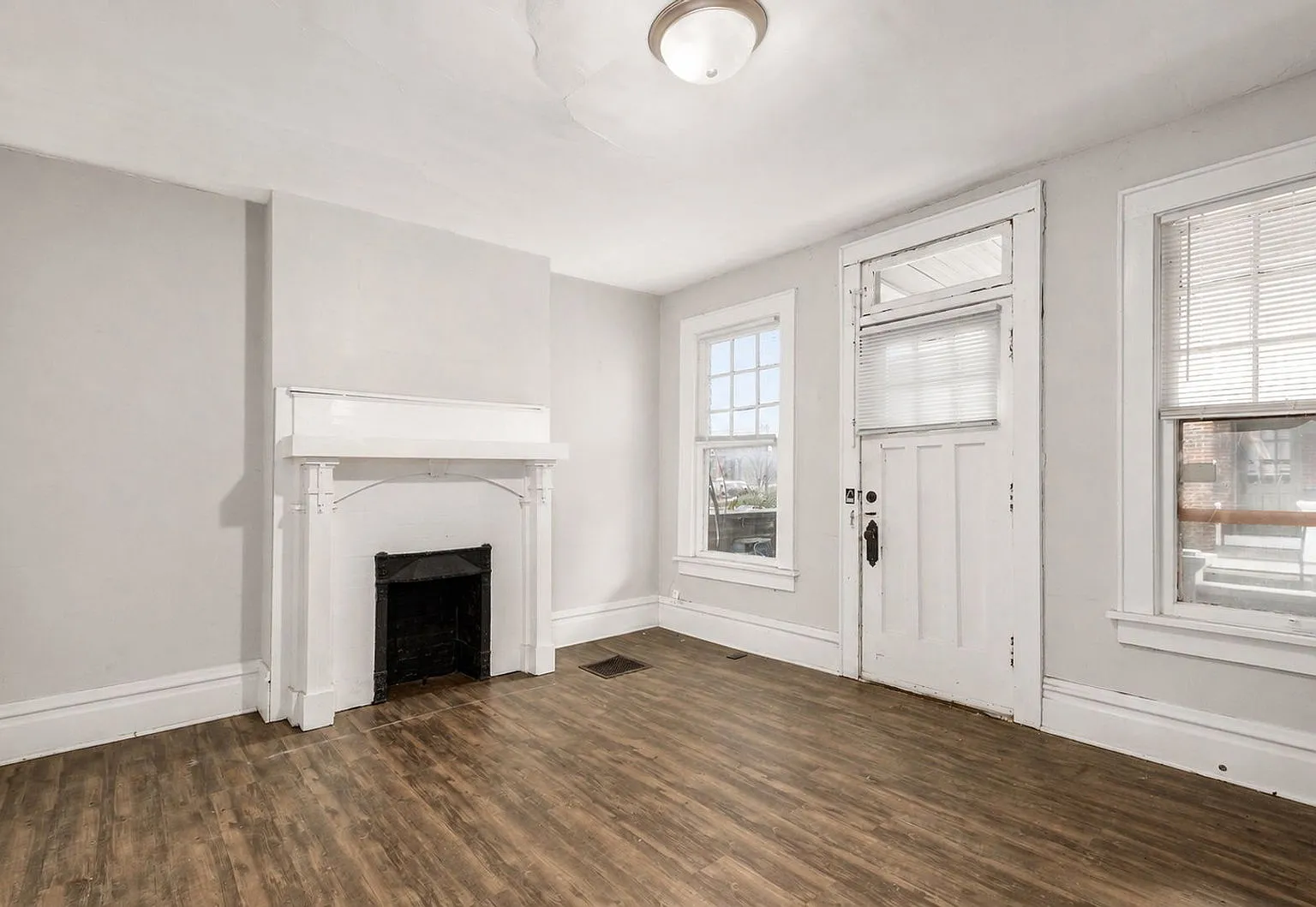 Studio, 1.0 bath, 515 sqft, $999 — Photo 4