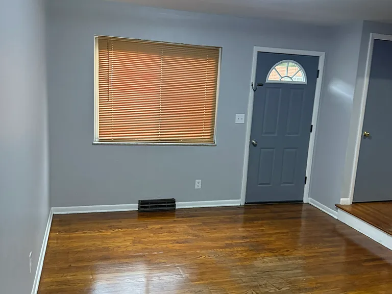 905 North Meadows Court - D — Photo 6