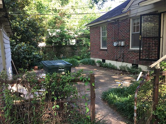 2nd image of 1790 Mignon Ave