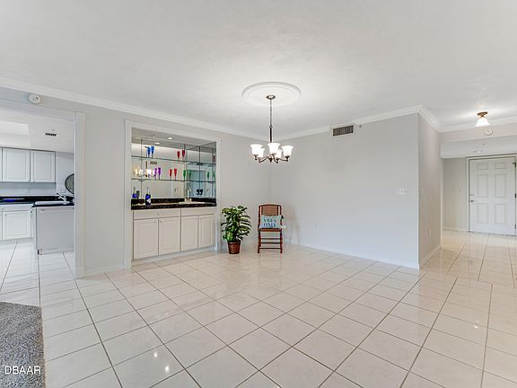 5th image of 1 John Anderson Dr APT 510