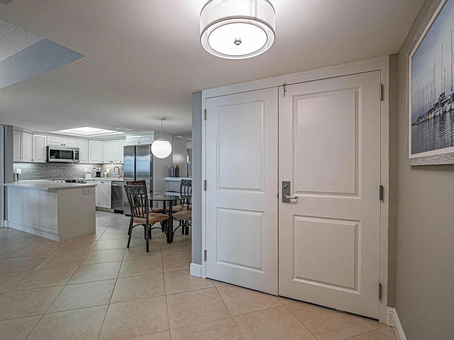 2 bed, 1400 sqft, $8,700 — Photo 4
