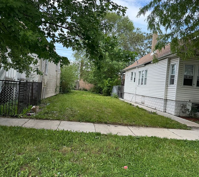 1st image of 6744 S Claremont Ave