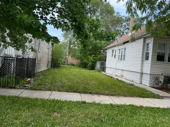 6744 S Claremont Ave, Chicago, IL 60636