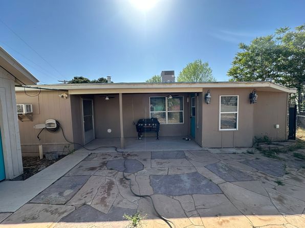 807 N Edwards St, Carlsbad, NM 88220