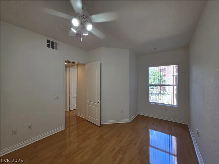 62 E Serene Ave #225 — Photo 77