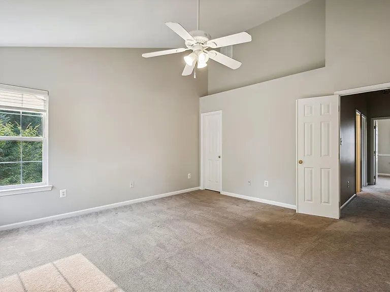 6733 Sullivan Way — Photo 39