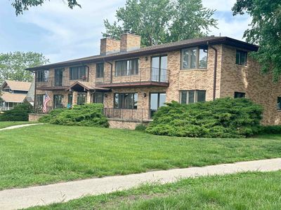 209 E Lakeshore Dr APT 2, Storm Lake, IA, 50588