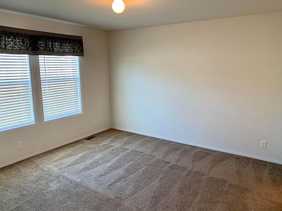 4th image of 33075 Larkspur Ct