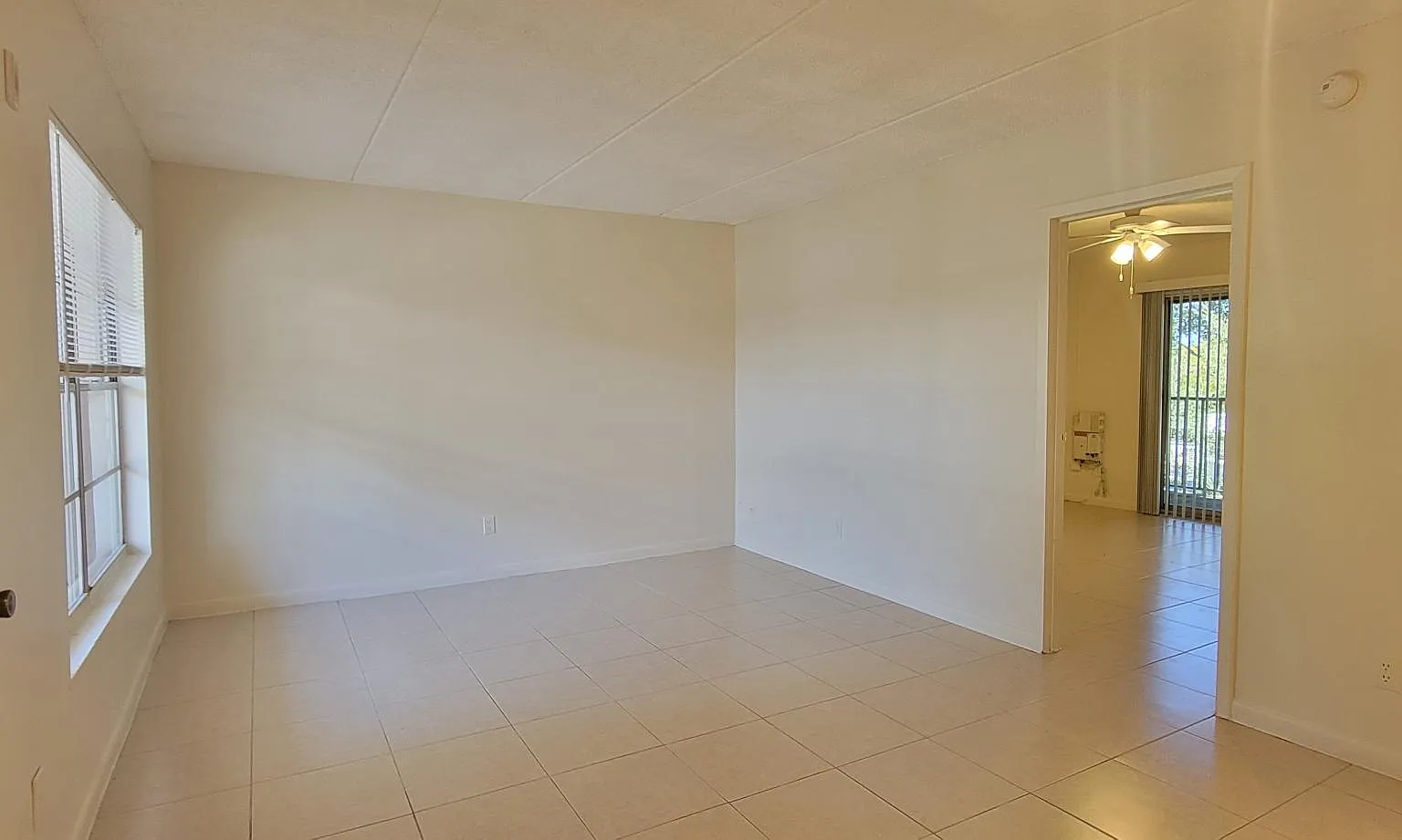 San Carlos Place — Photo 2