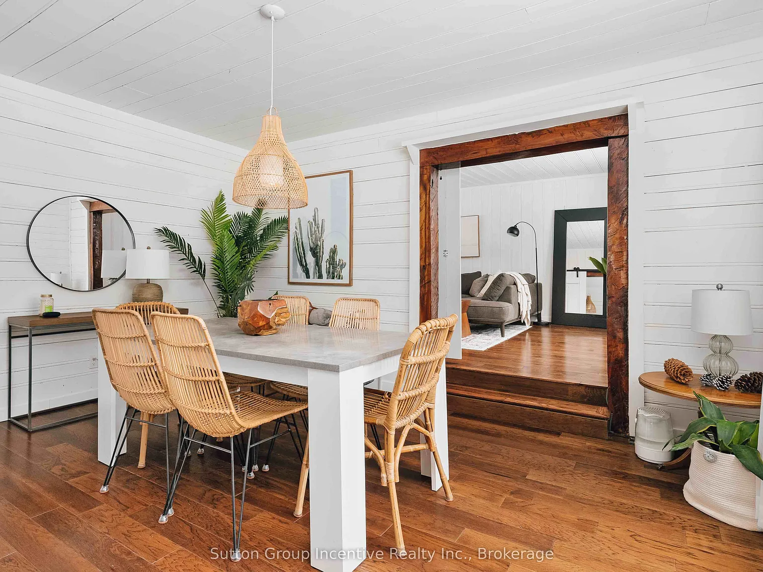 3 bed, $3,418 — Photo 1