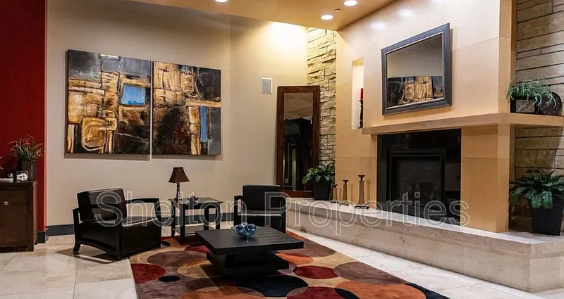 2 bed, 3.0 bath, 1426 sqft, $3,000 — Photo 3