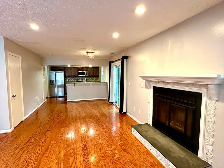 4510 Genoa Cir — Photo 6