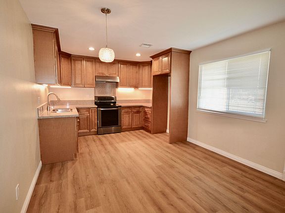 5th image of 18112 Camino Bello APT 1