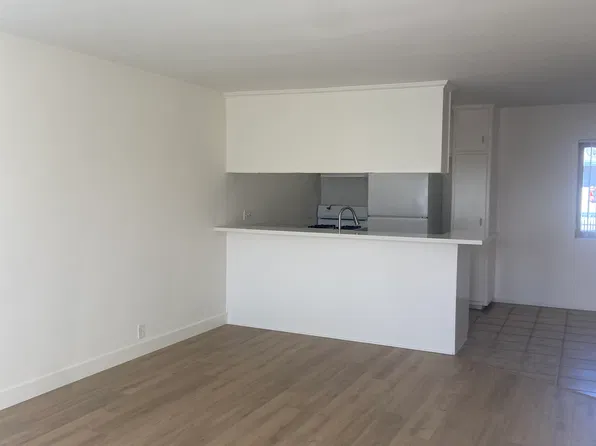 628 S Catalina Ave #13, Redondo Beach, CA 90277