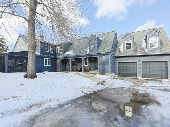 530 Chestnut St, Franklin, MA 02038