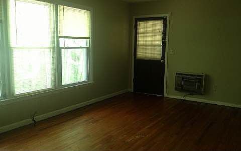 3rd image of 227 Caputi Dr