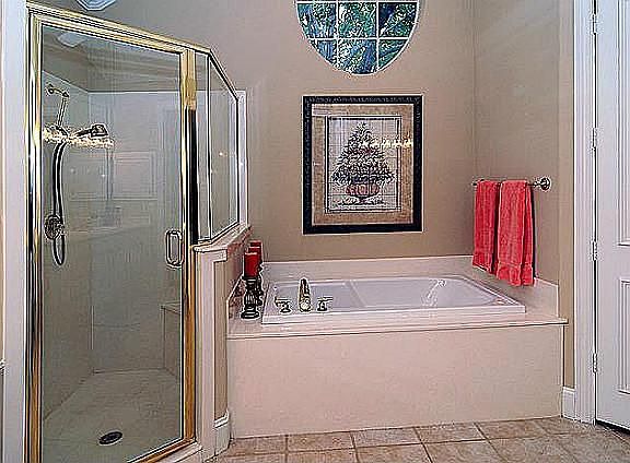 5th image of 6404 Rockbluff Cir