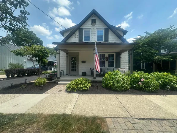 216 N Granger St, Granville, OH 43023