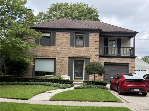 4809 N Woodburn STREET, Whitefish Bay, WI 53217