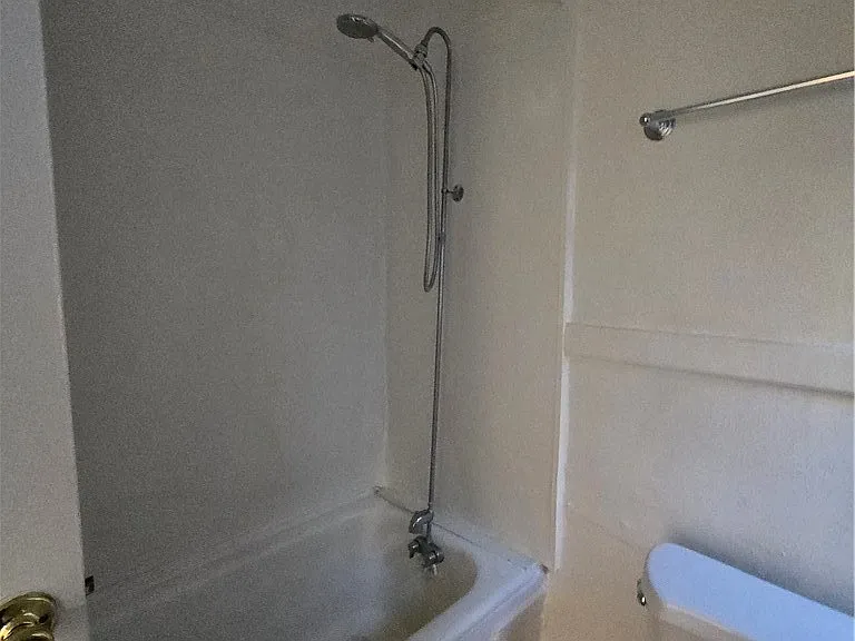 551 W 10th St #9 — Photo 12