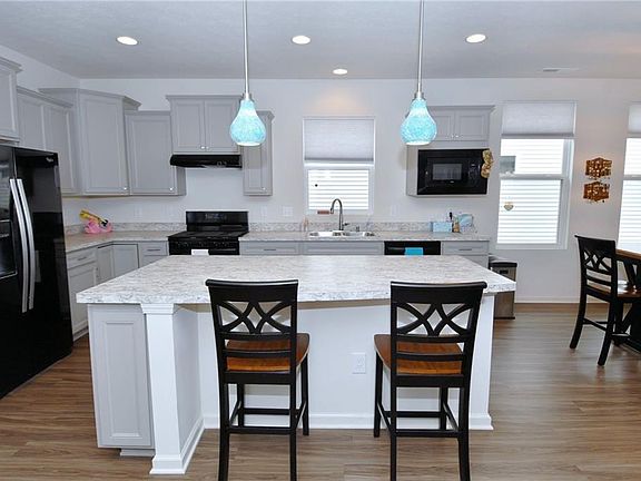 5th image of 4845 Silverbell Dr