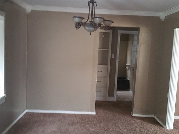 5th image of 1115 NW Maple Ave
